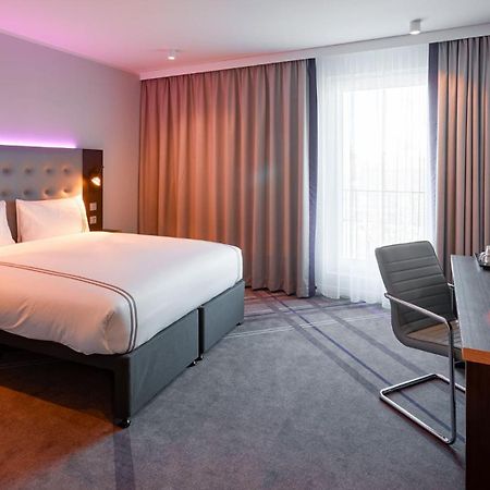 Premier Inn Nuernberg City Opernhaus Экстерьер фото
