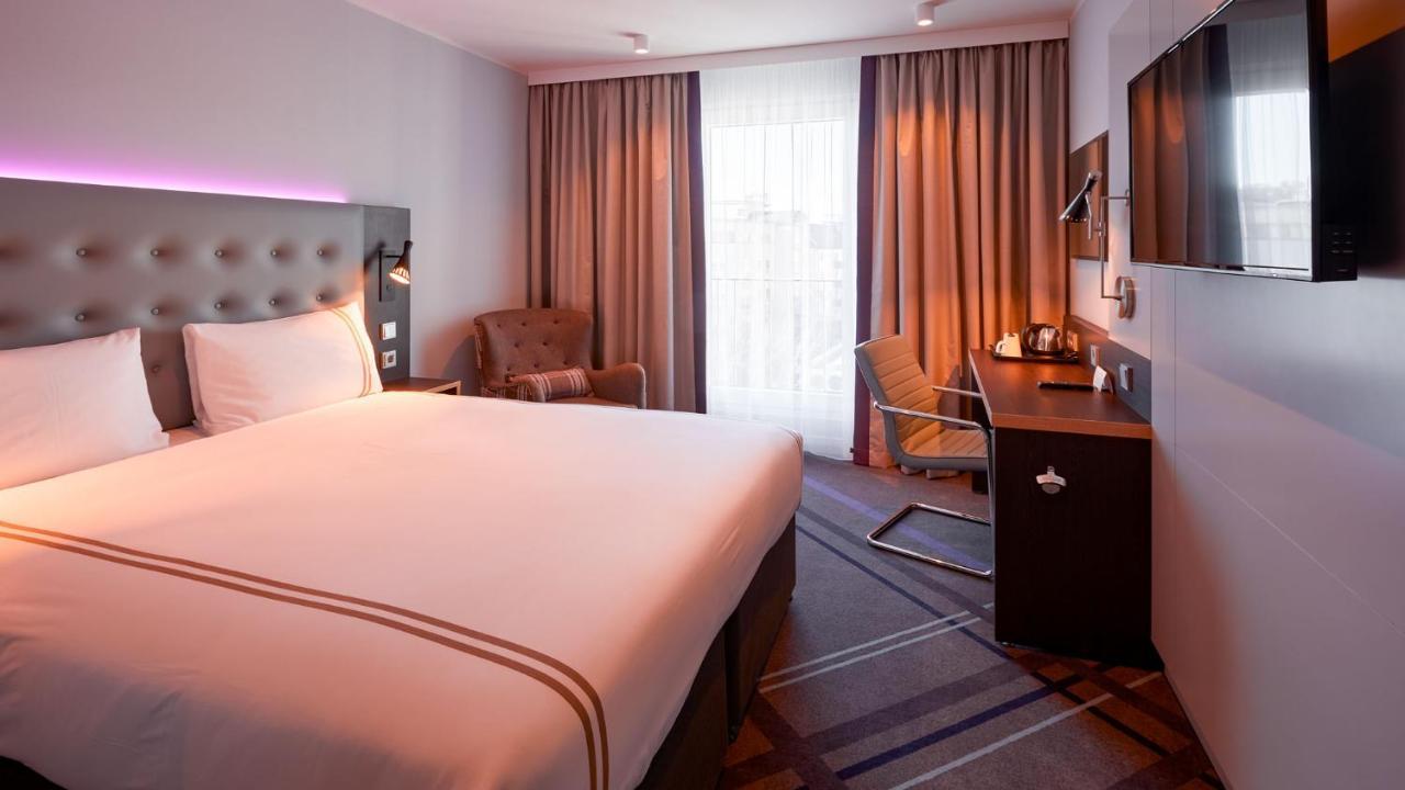 Premier Inn Nuernberg City Opernhaus Экстерьер фото