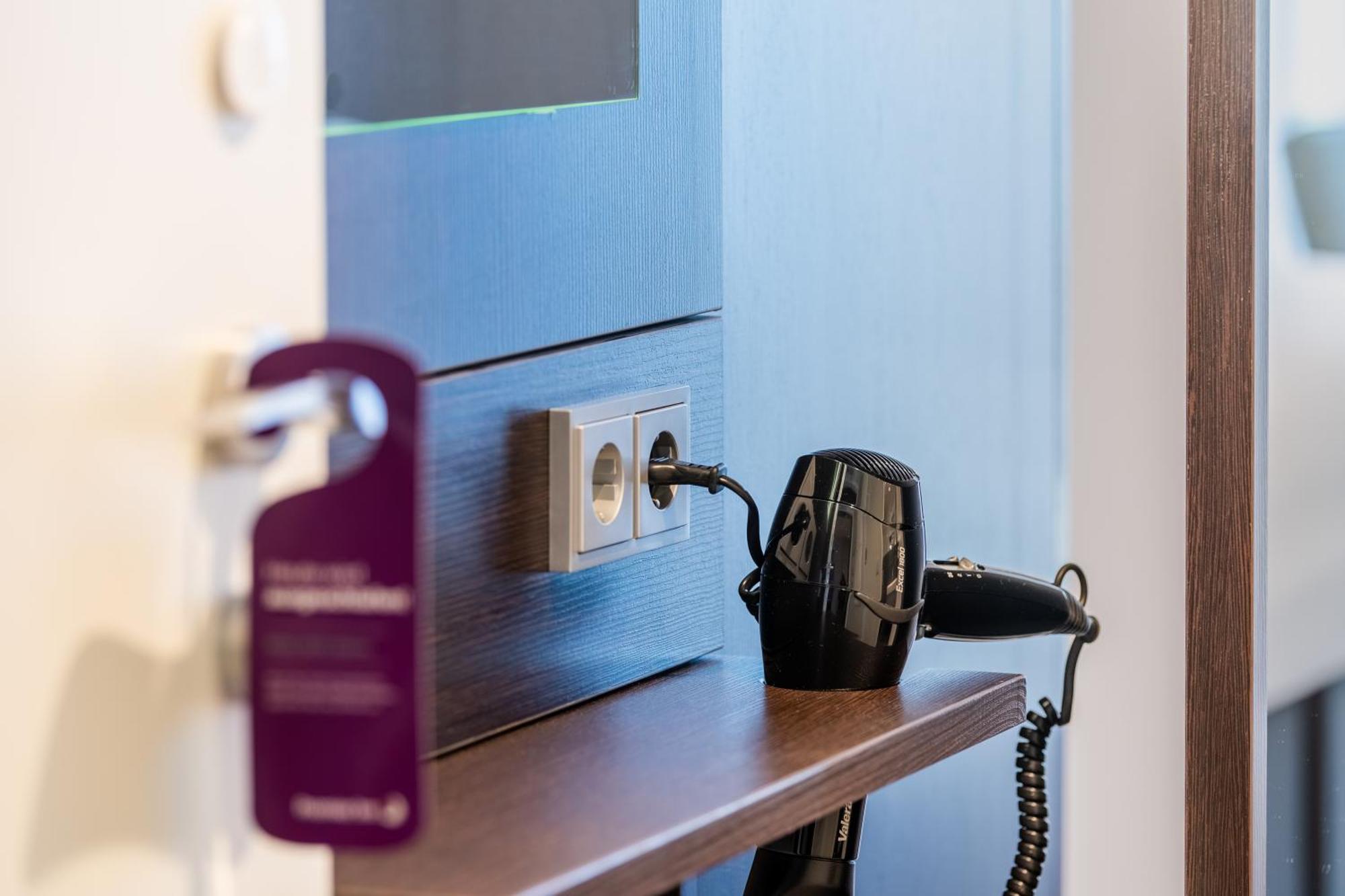 Premier Inn Nuernberg City Opernhaus Экстерьер фото