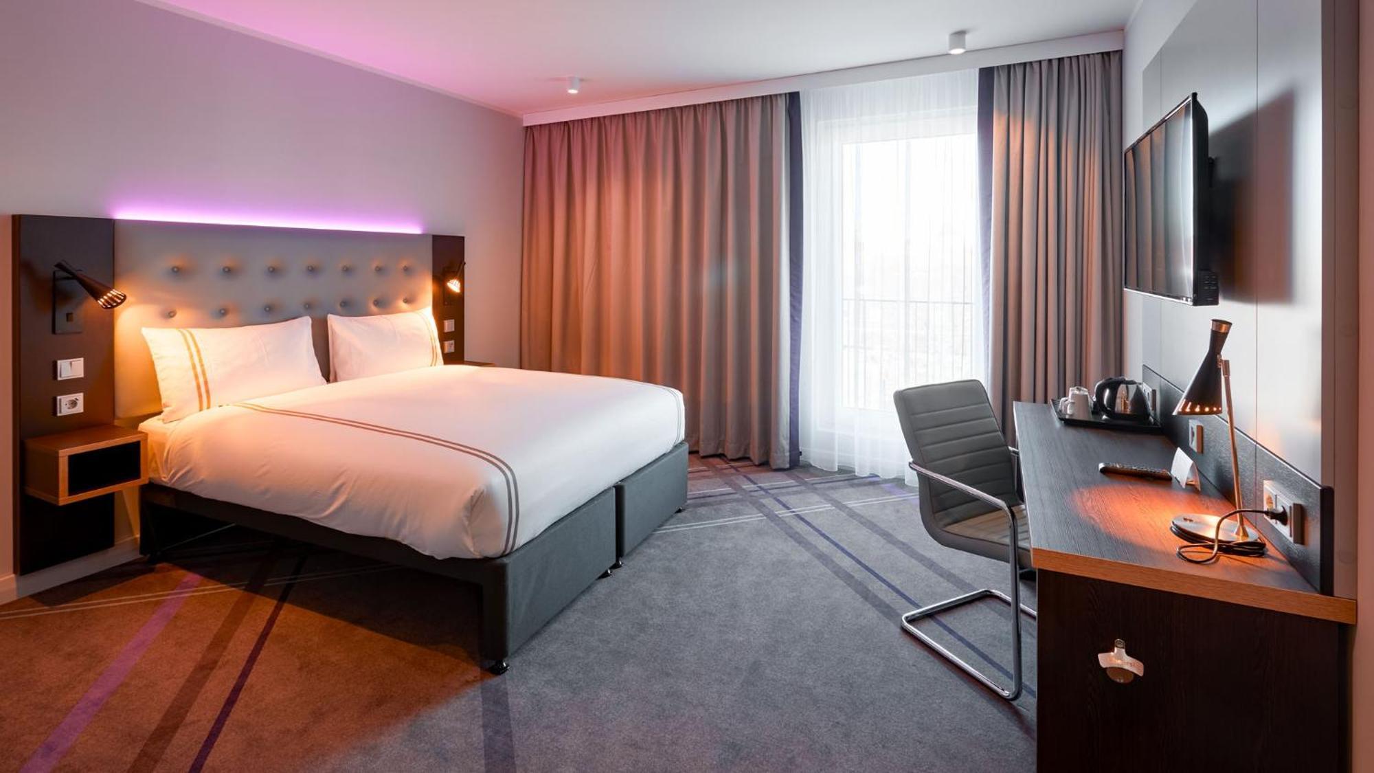 Premier Inn Nuernberg City Opernhaus Экстерьер фото